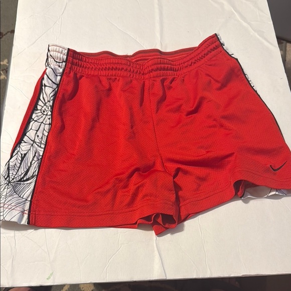 Nike Red Athletic Shorts Lightweight Performance - Picture 1 of 1